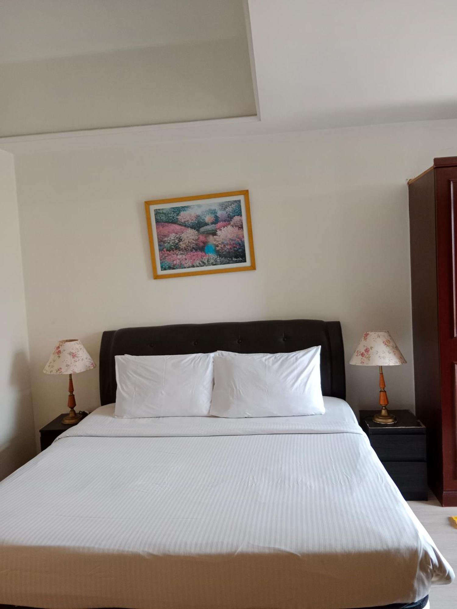 Al Rima Services At Times Square Apartment *