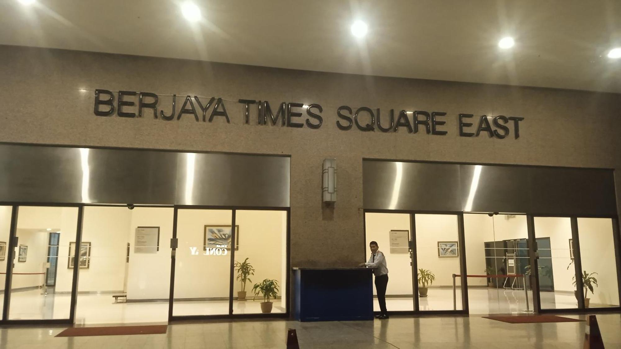 Al Rima Services At Times Square Apartment